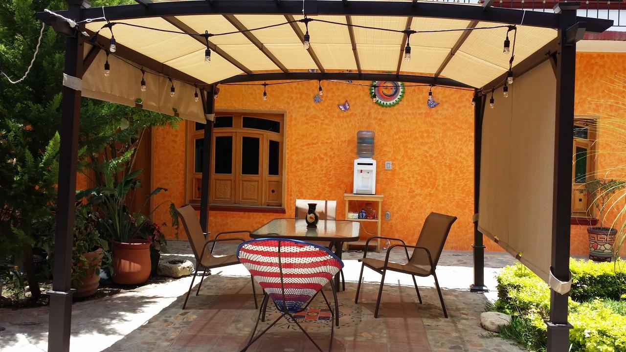 Teocalli Teotitlán del Valle Exterior foto
